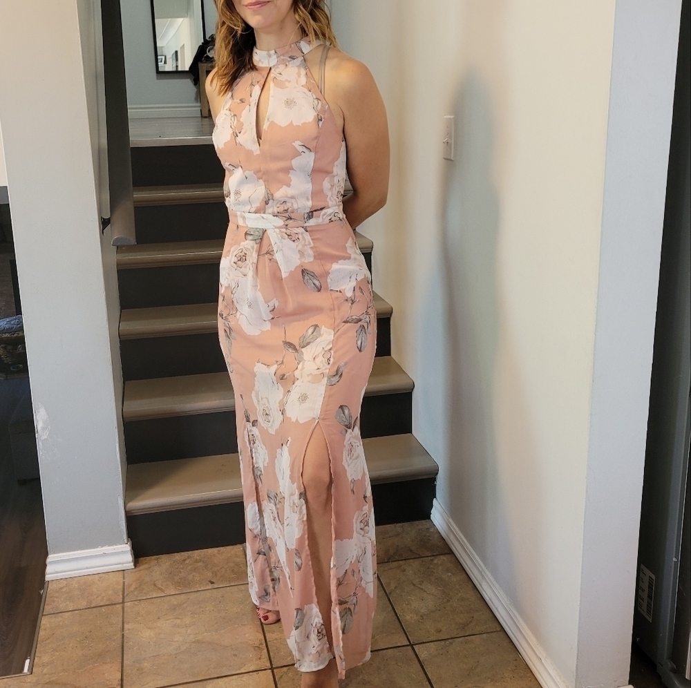 Dynamite peach floral lightweight halter neck lined slit front maxi dress